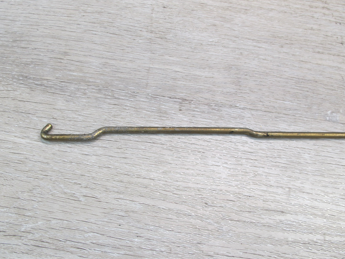 75-85 Mercedes W123 Front Right Door Lock Latch OEM