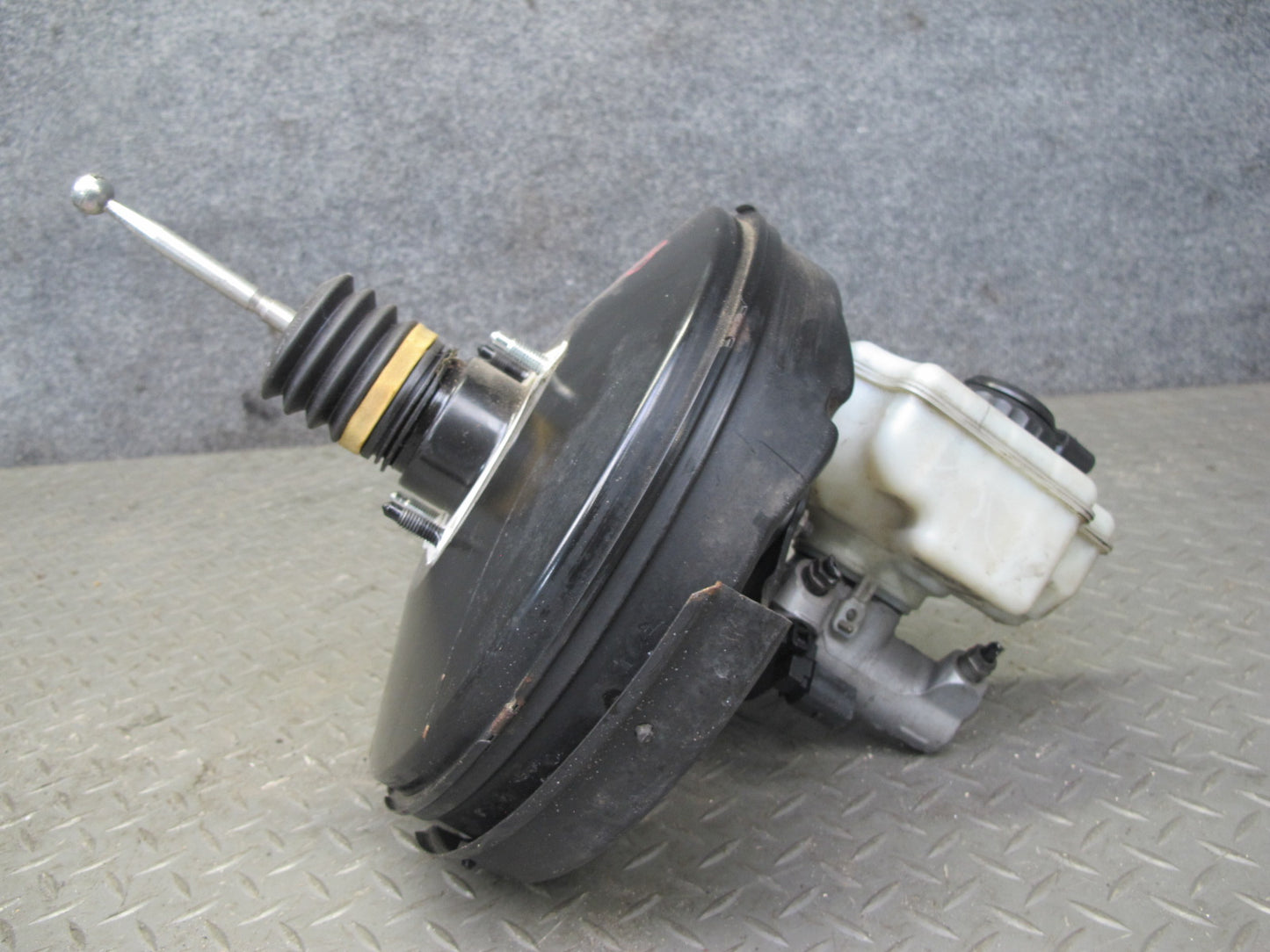 12-13 VW Golf R MK6 Brake Master Cylinder Booster Fluid Reservoir OEM