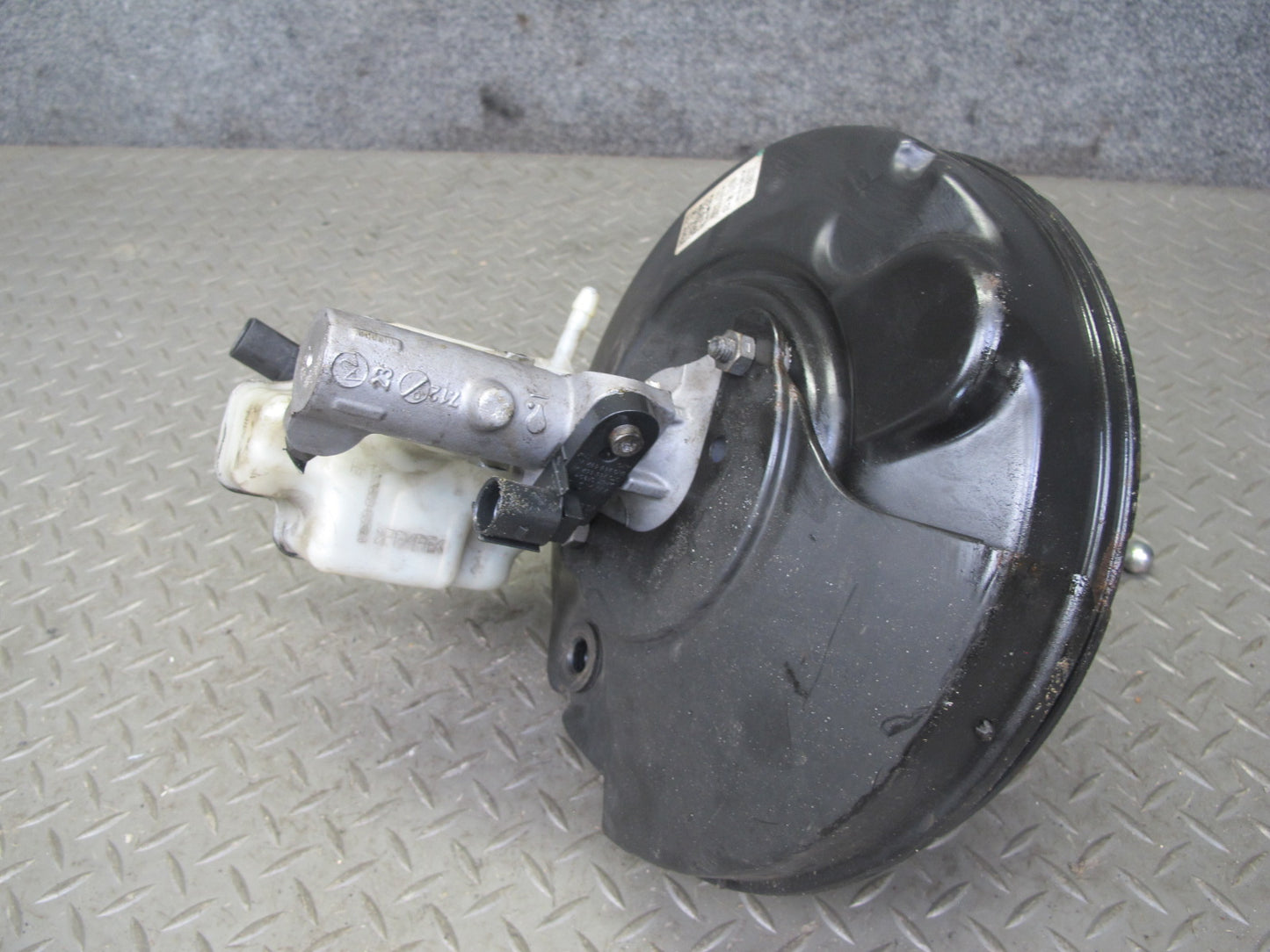 12-13 VW Golf R MK6 Brake Master Cylinder Booster Fluid Reservoir OEM