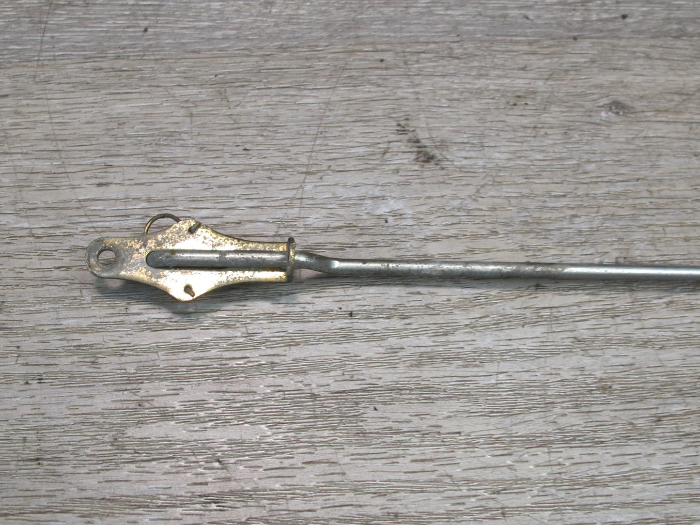 75-85 Mercedes W123 Rear Right Door Lock Vacuum Actuator OEM