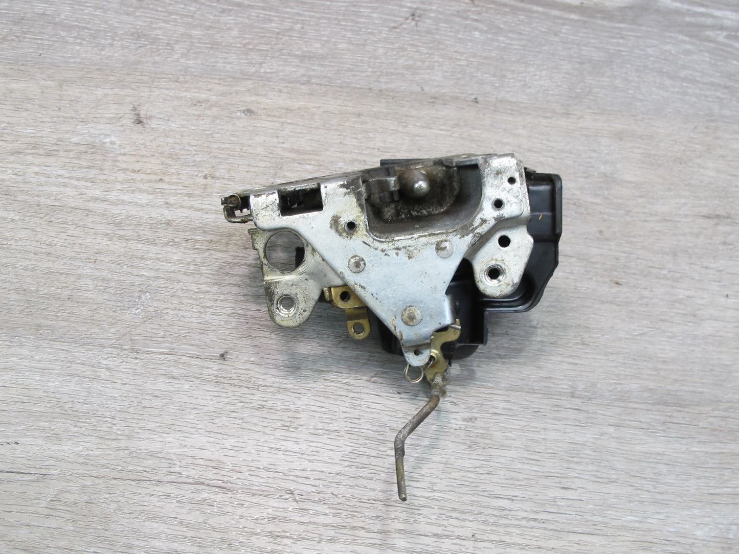 75-85 Mercedes W123 Front Left Door Lock Latch OEM