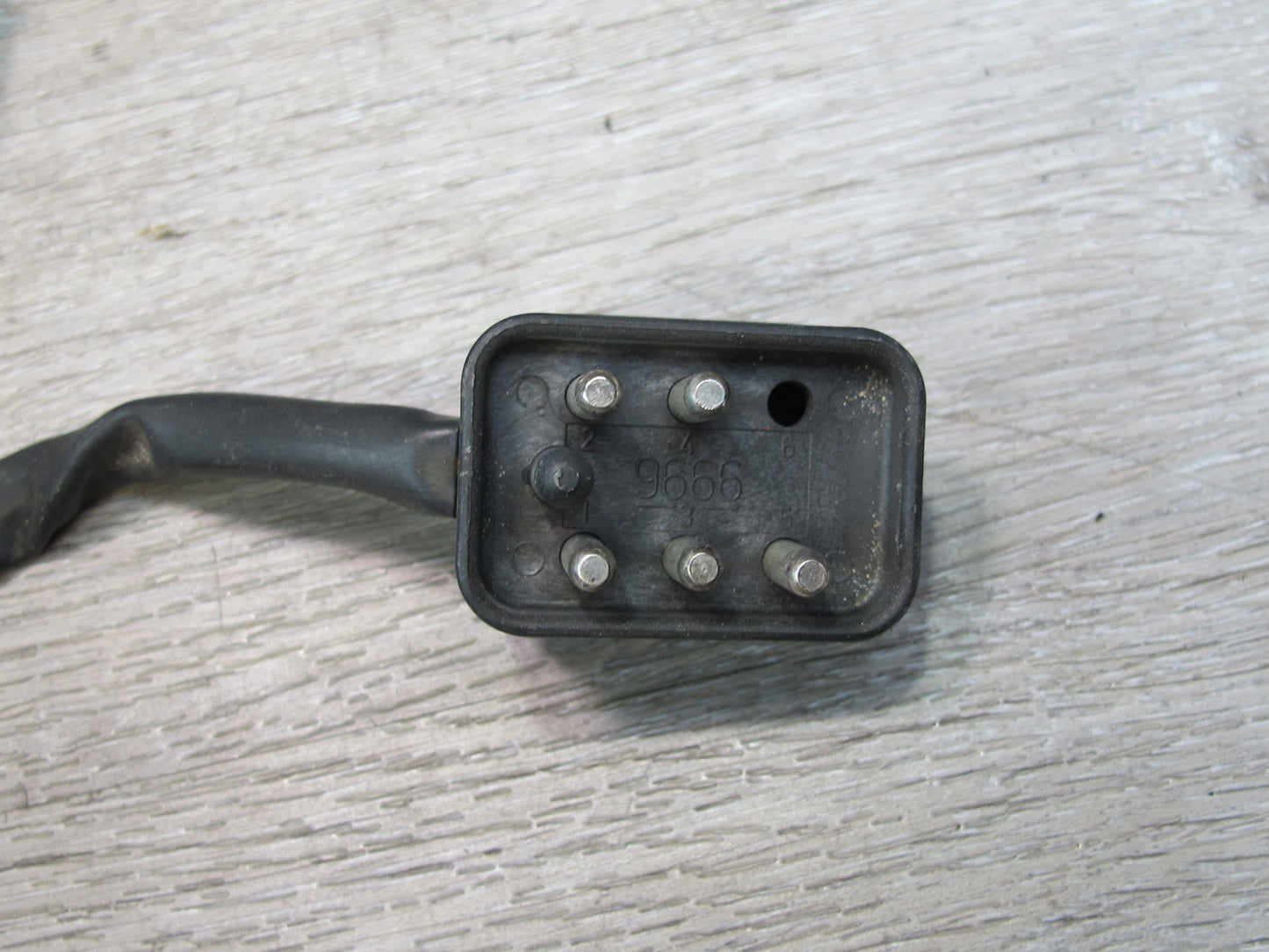 75-85 Mercedes W123 Set of 2 Steering Wiper & Cruse Control Switch OEM