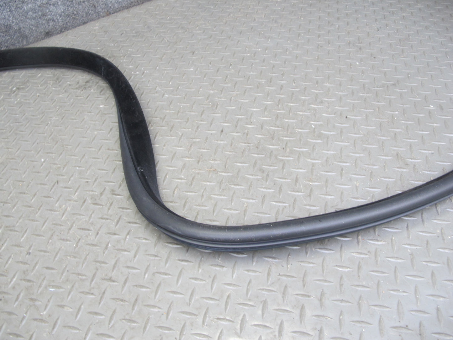 2013-2022 Land Range Rover L405 Front & Rear Door Weatherstrip Rubber Seal Set
