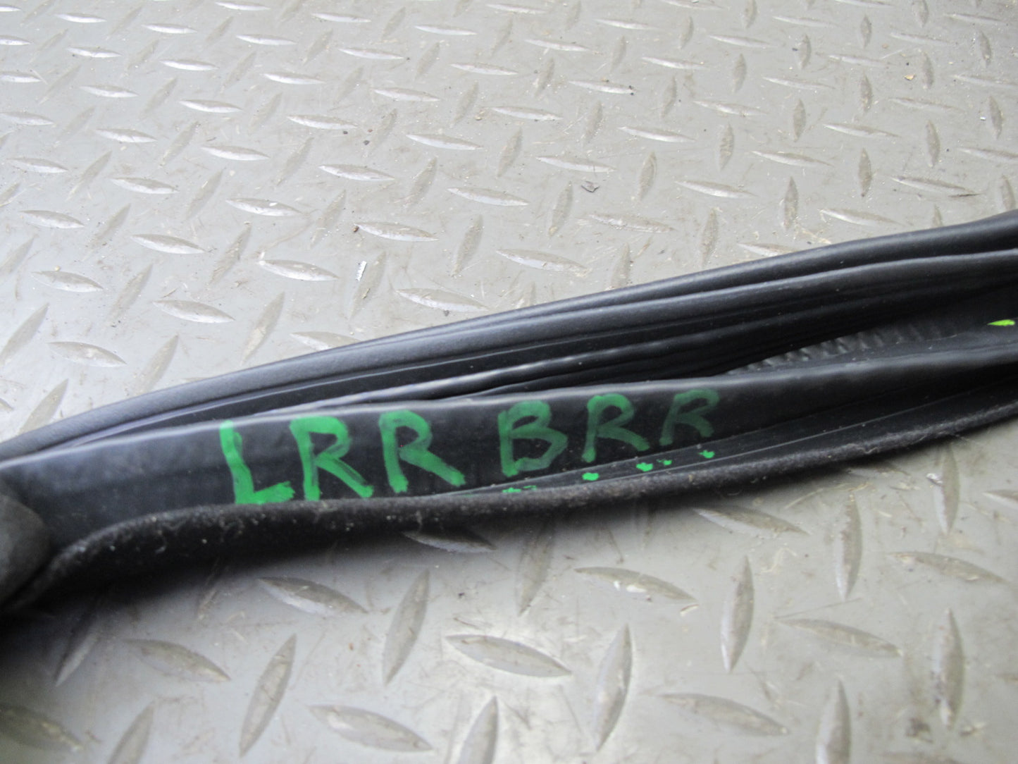 2013-2022 Land Range Rover L405 Front & Rear Door Weatherstrip Rubber Seal Set