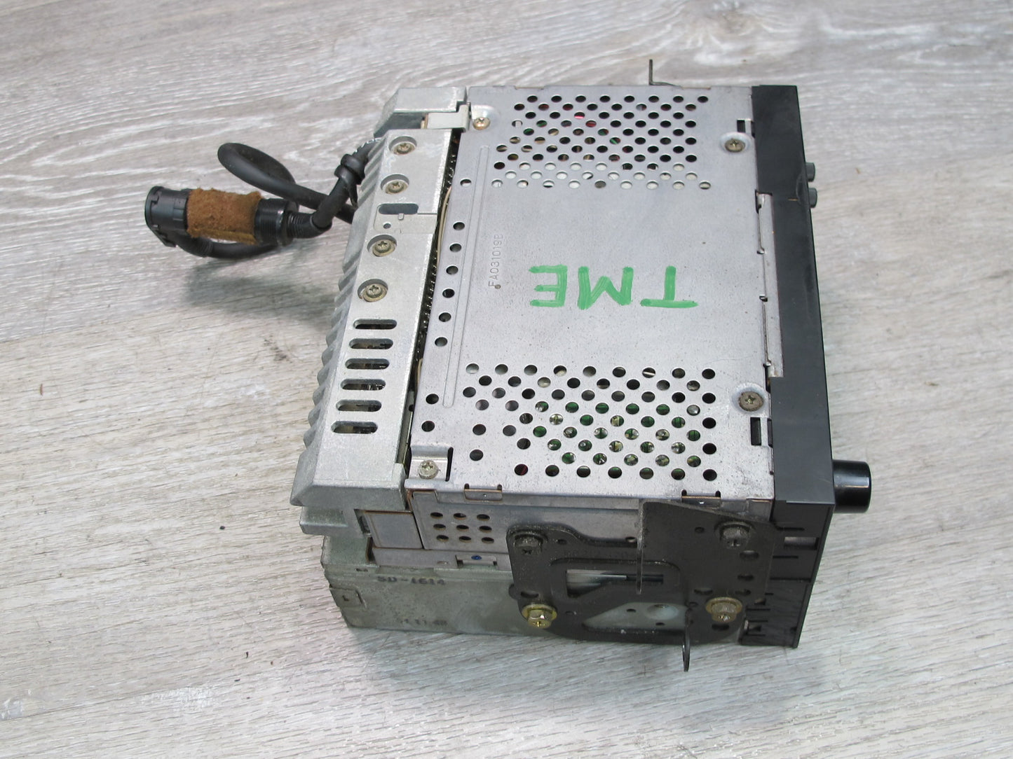 1991 Toyota SW21L MR2 Am/fm Radio Cassette CD Player Head Unit 08601-00801 OEM