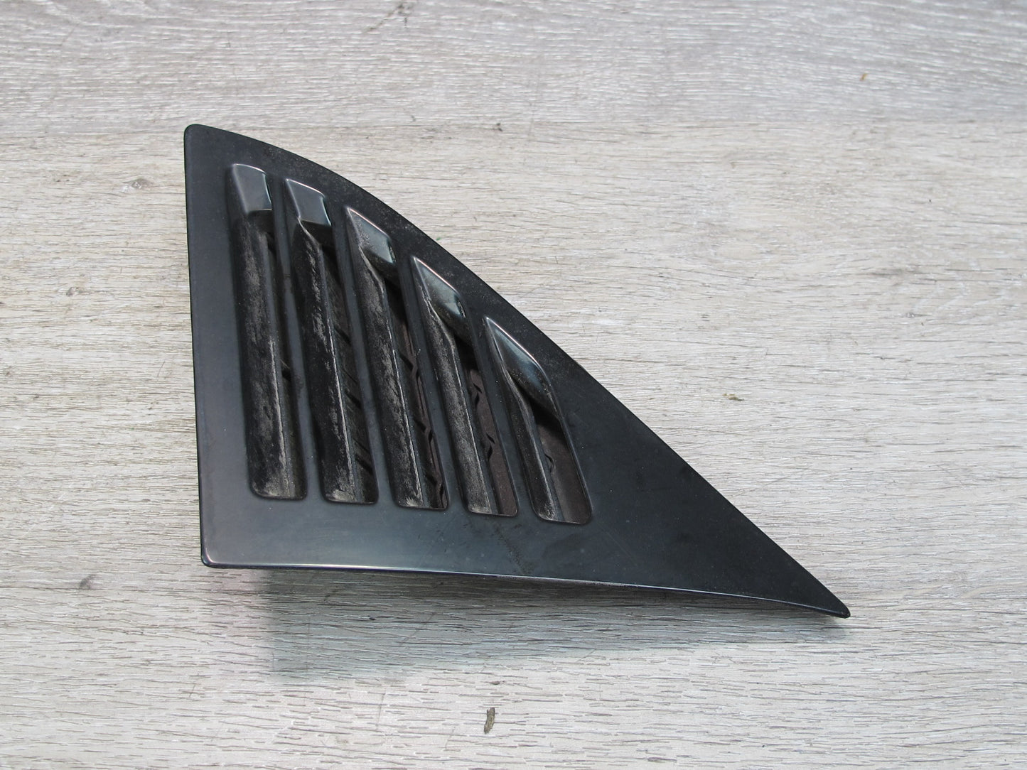 91-95 Toyota SW21L MR2 Set of 2 Rear Quarter Window Air Vent Grille OEM