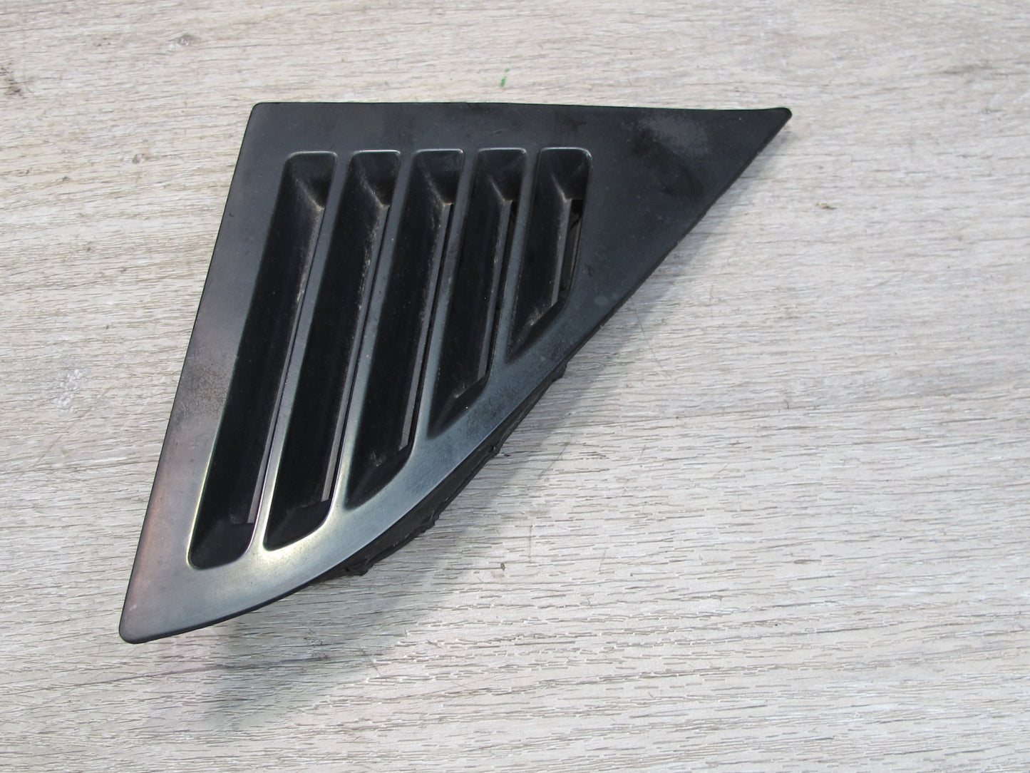 91-95 Toyota SW21L MR2 Set of 2 Rear Quarter Window Air Vent Grille OEM