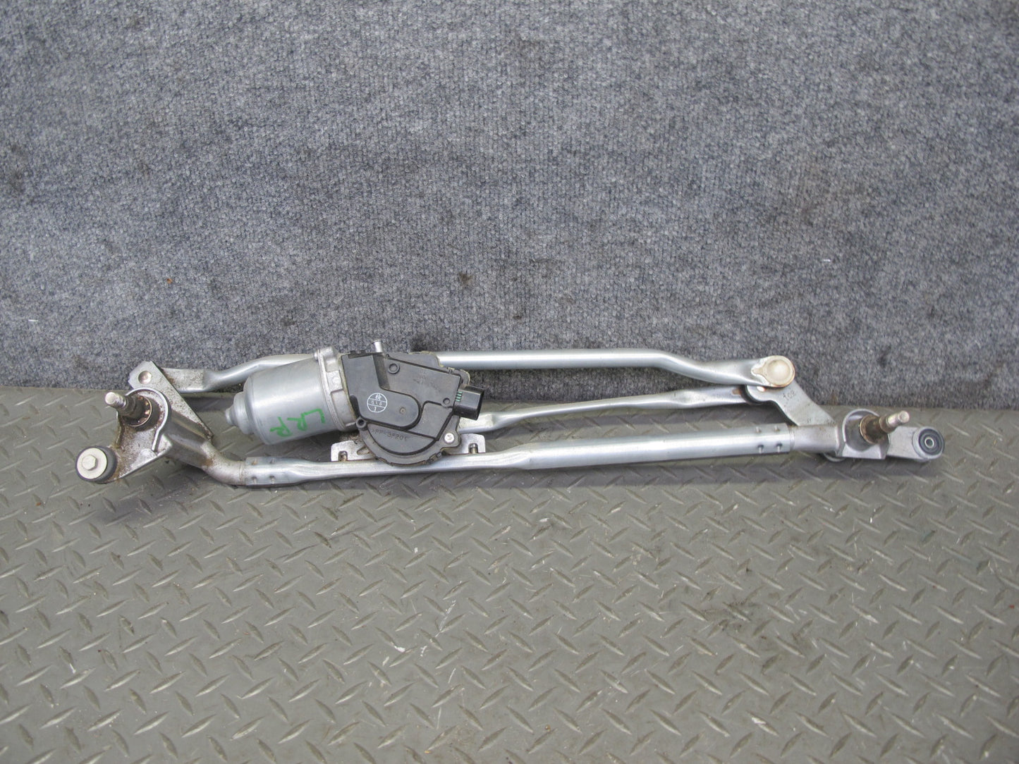 2013-2017 Land Range Rover L405 Windshield Wiper Transmission Linkage w Motor