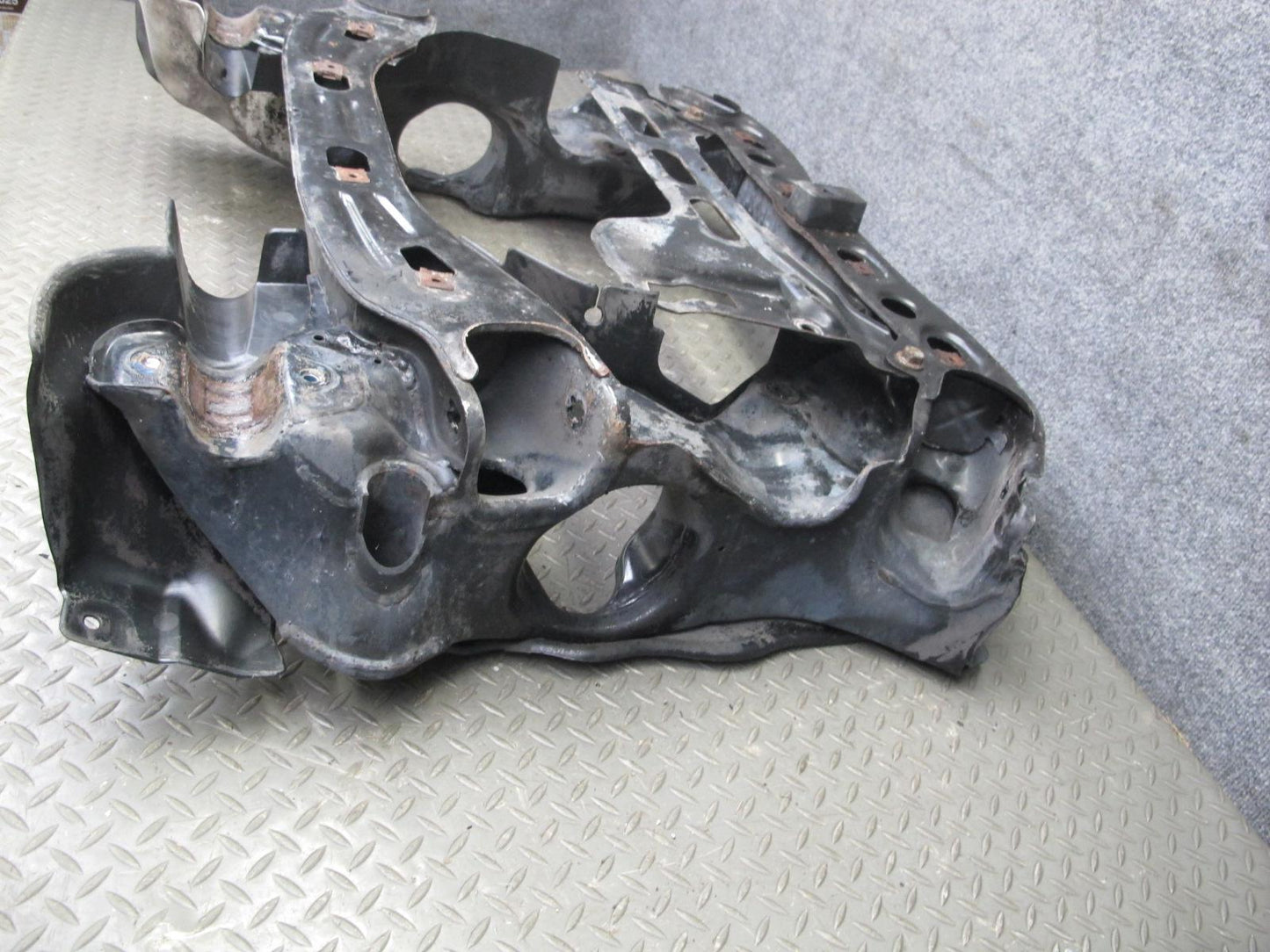07-11 Mercedes W221 S550 4MATIC AWD Front Engine Subframe Crossmember Cradle OEM