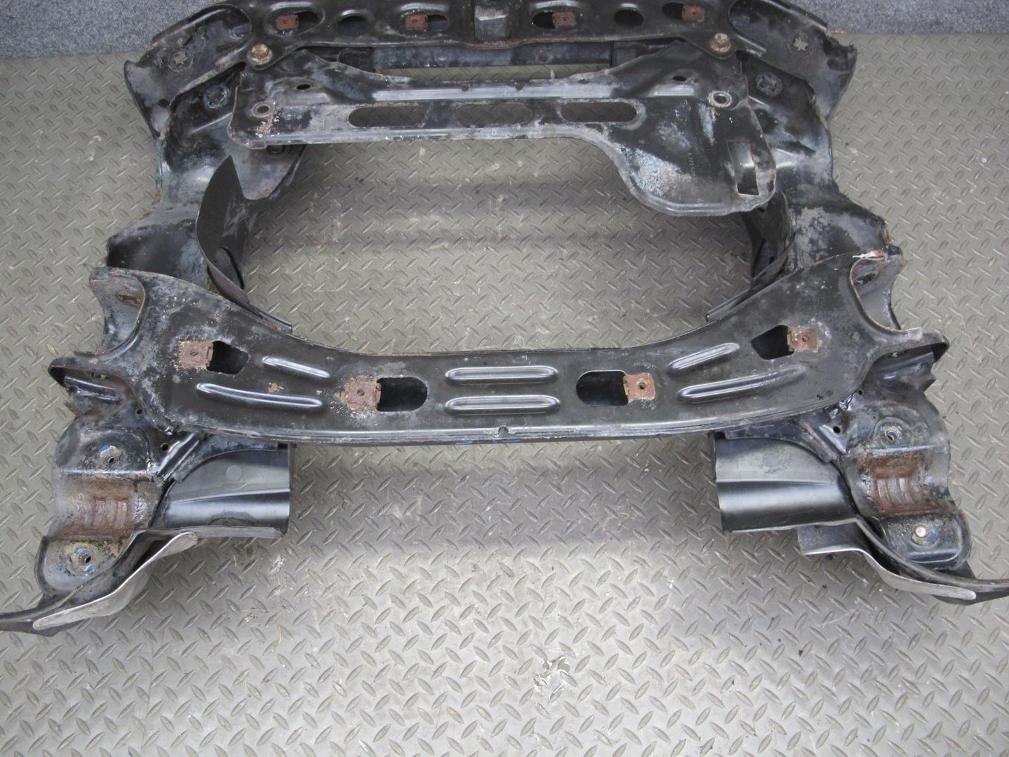 07-11 Mercedes W221 S550 4MATIC AWD Front Engine Subframe Crossmember Cradle OEM