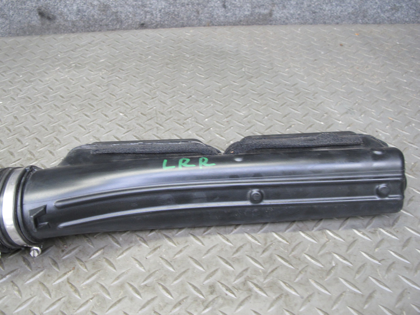 2013-2017 Range Rover L405 5.0 Supercharged Air Intake Hose Duct Pipe Line