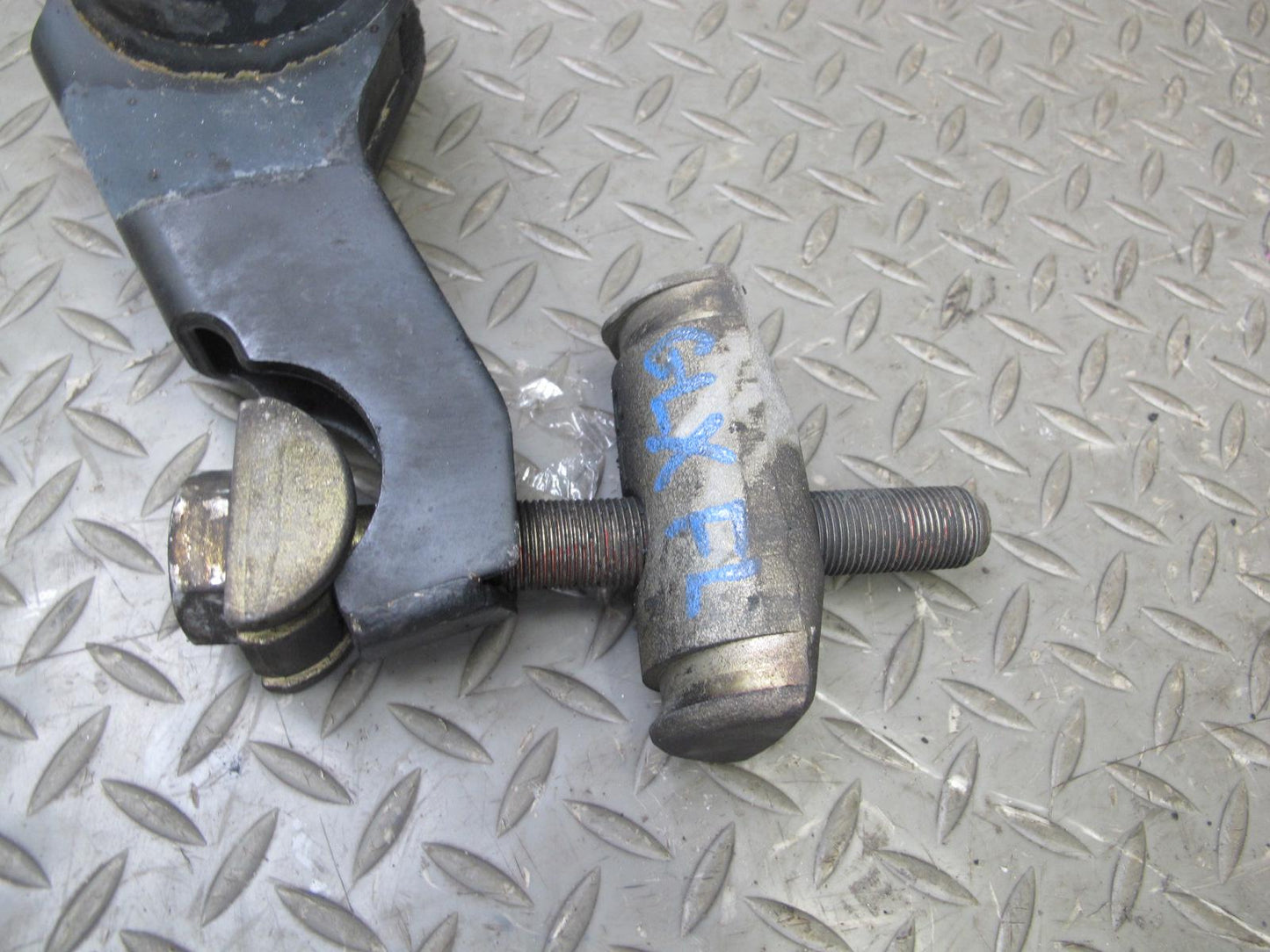 1998-2007 Lexus J100 LX470 Left Driver Side Suspension Torsion Bar Assembly