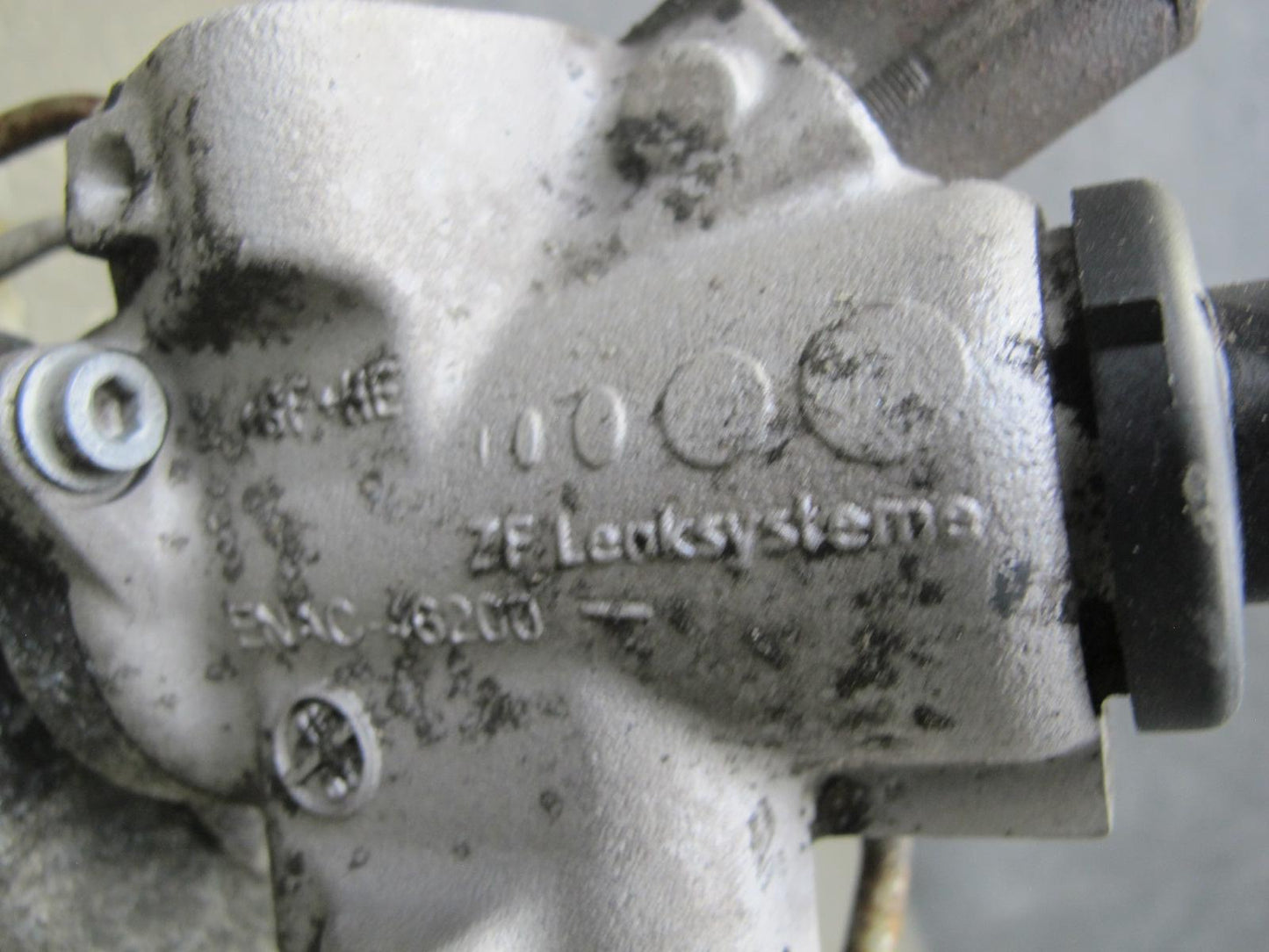 07-09 Mercedes W221 S-class AWD Power Steering Rack & Pinion 2214600900