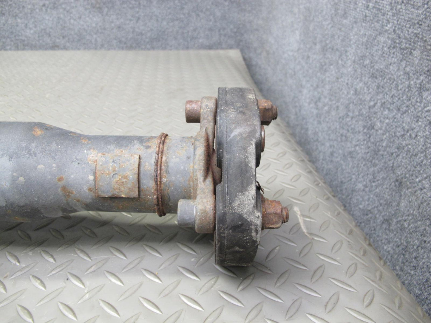 07-11 Mercedes W221 S550 AWD 4MATIC Rear Driveshaft Drive Shaft 2214108206 OEM