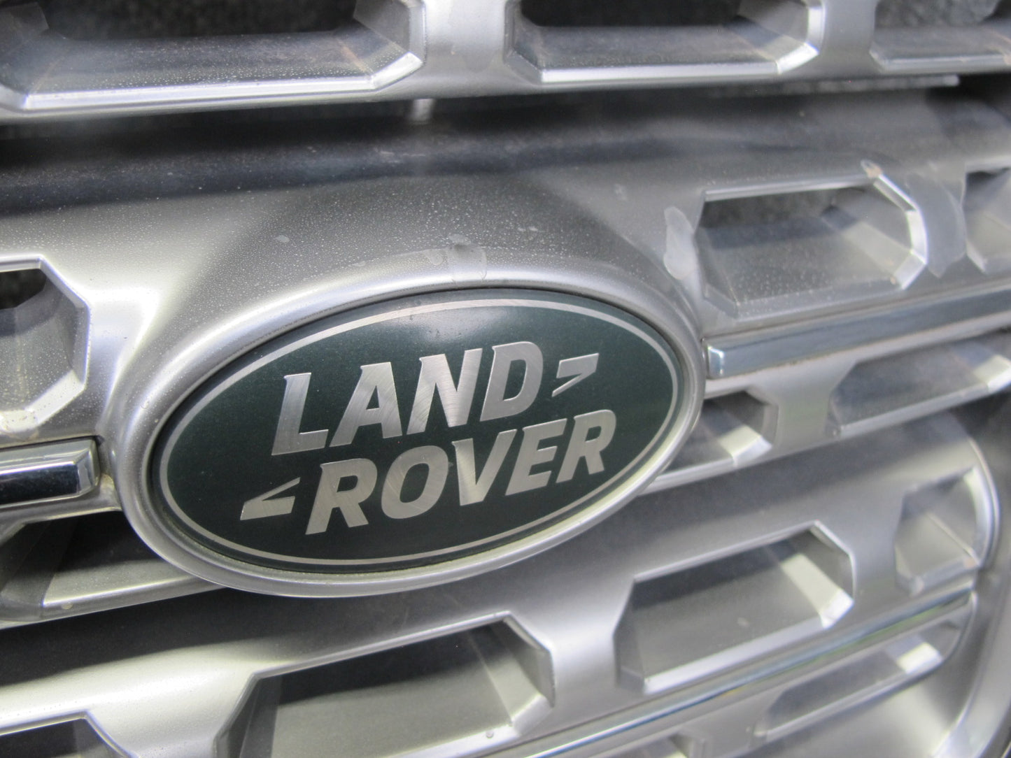 2013-2017 Land Range Rover L405 Front Radiator Grille w Emblem