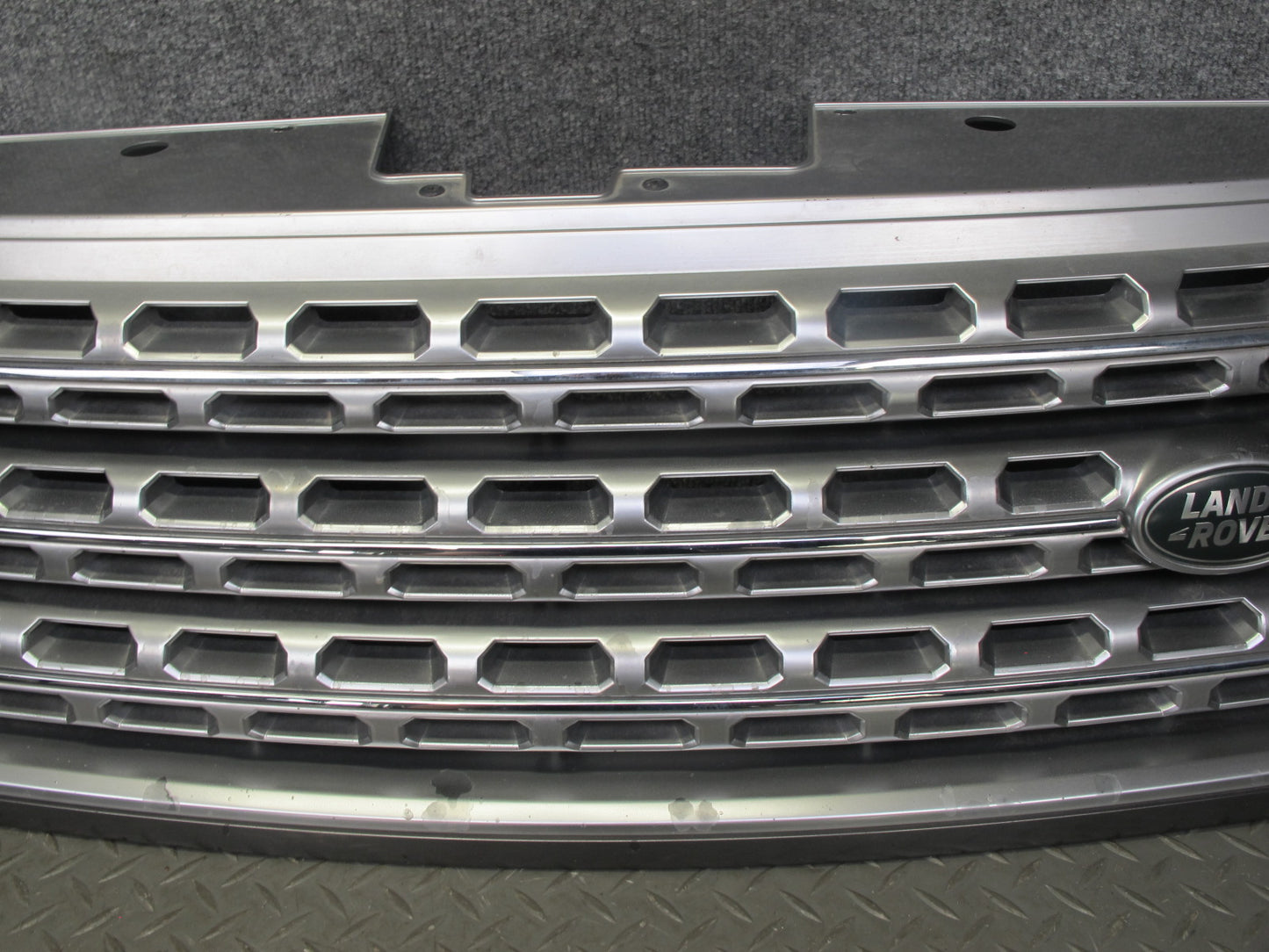 2013-2017 Land Range Rover L405 Front Radiator Grille w Emblem