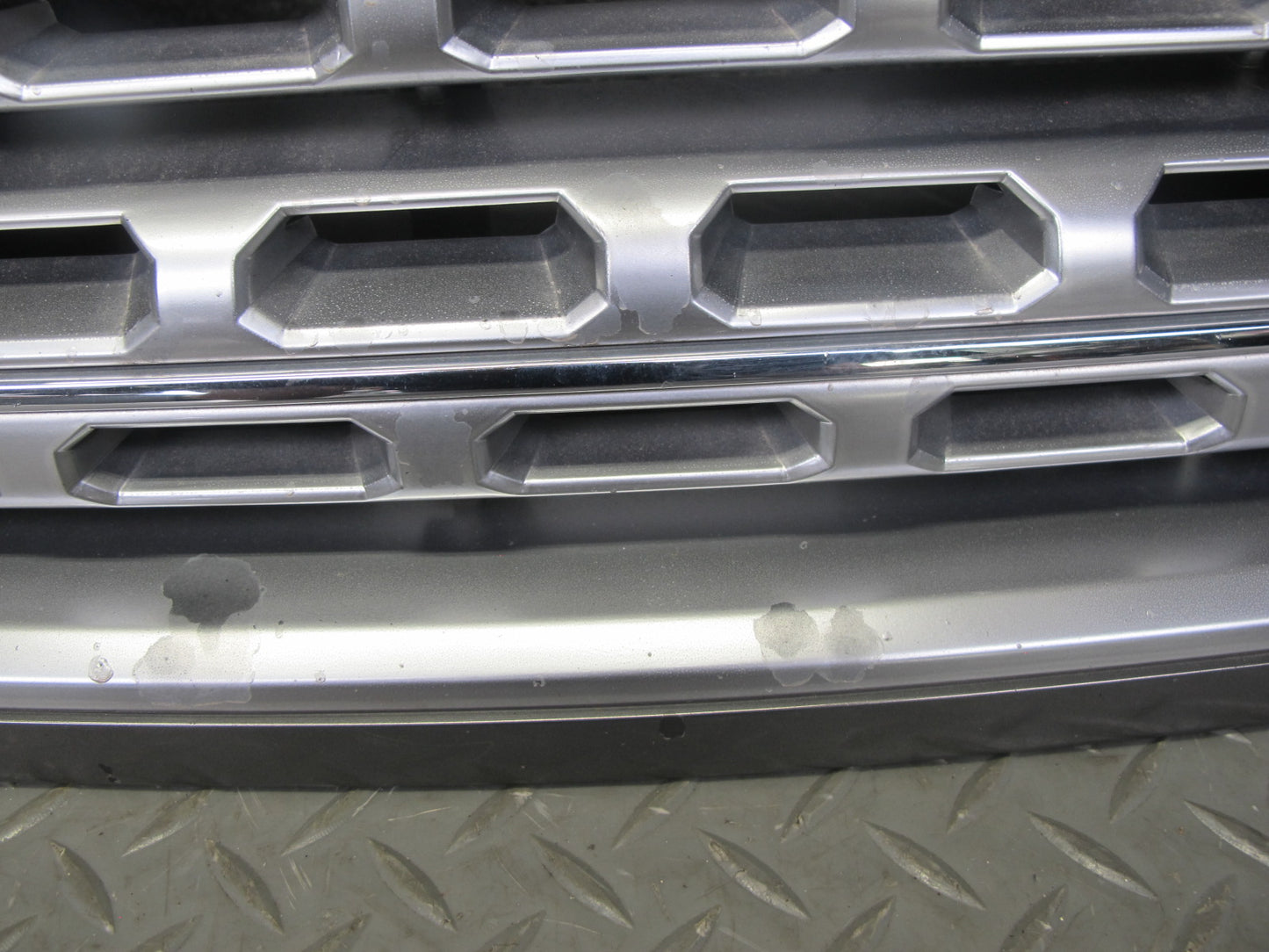 2013-2017 Land Range Rover L405 Front Radiator Grille w Emblem