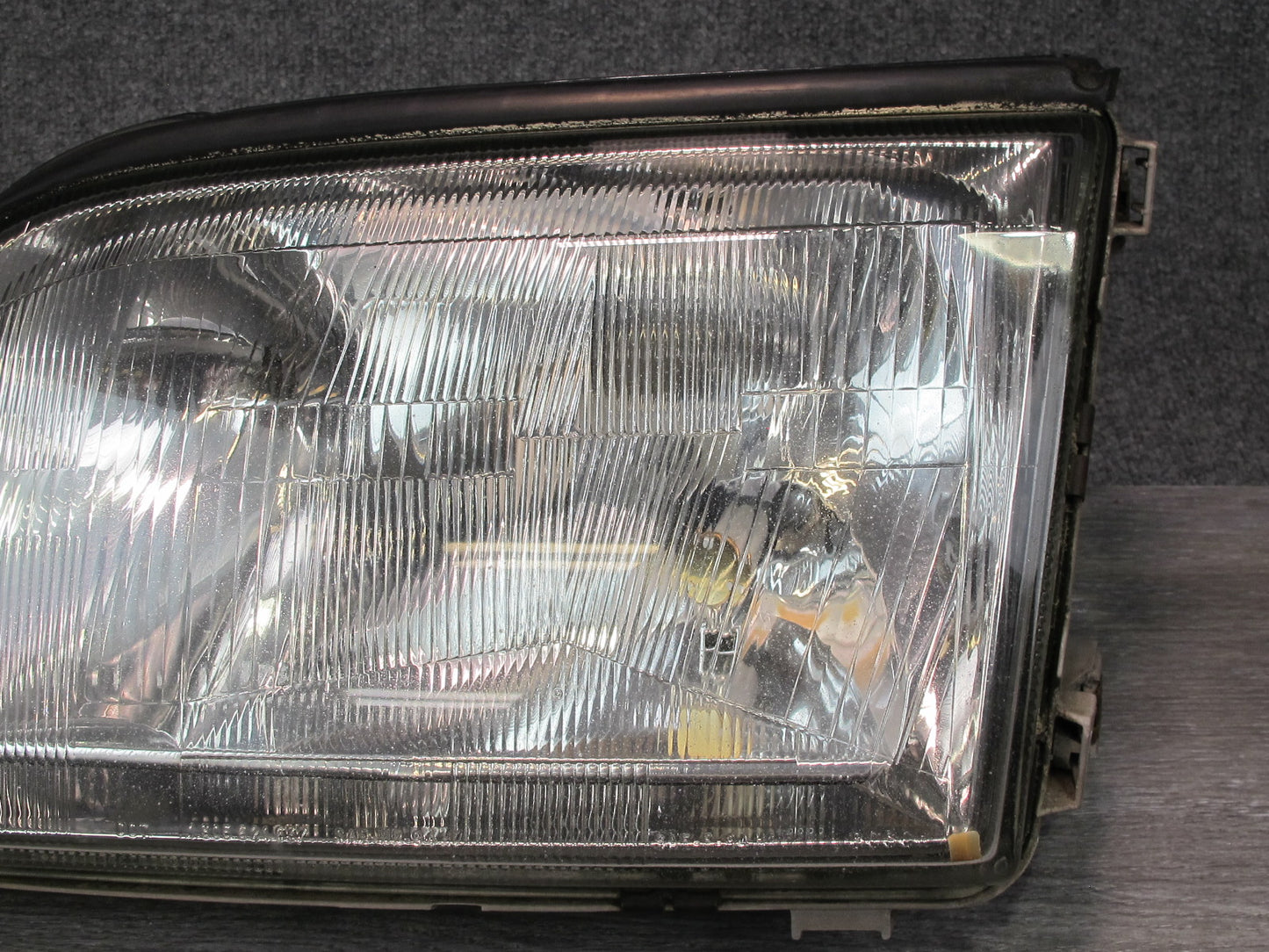 95-99 Mercedes W140 Sedan Set of 2 Front Left & Right Halogen Headlight Lamp OEM