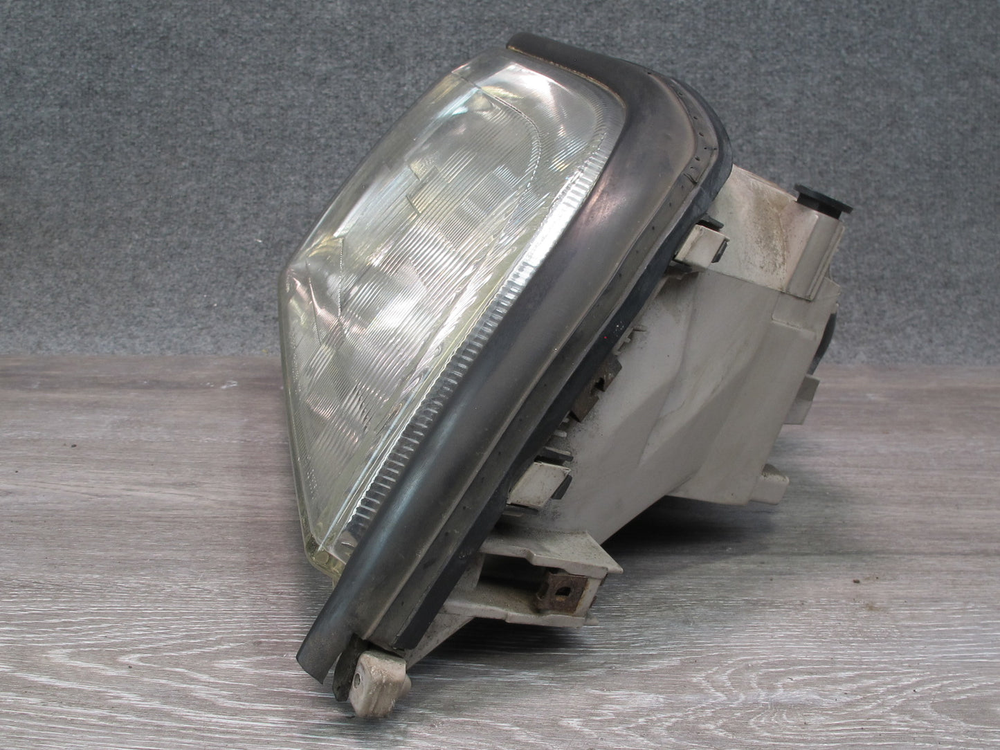 95-99 Mercedes W140 Sedan Set of 2 Front Left & Right Halogen Headlight Lamp OEM