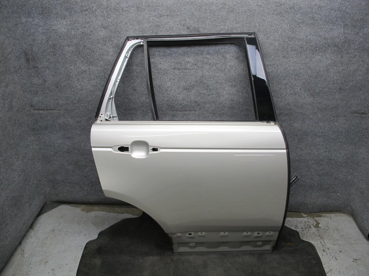 2014-2022 Land Range Rover L405 Rear Right Door Shell