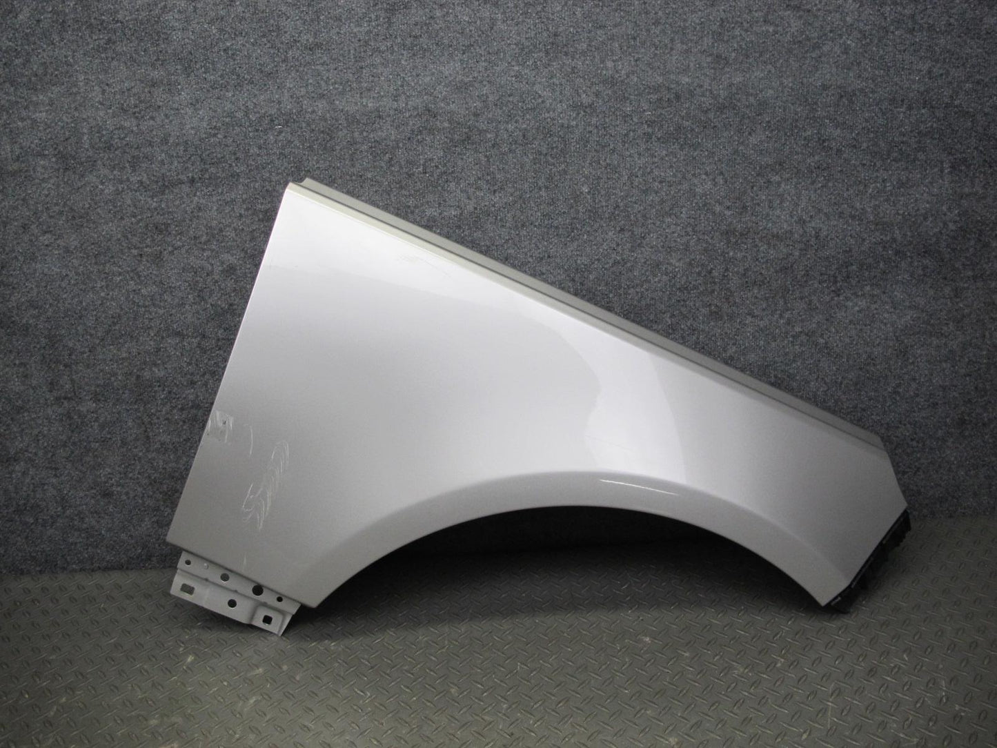 2014-2017 Land Range Rover L405 Front Right Fender Shell Panel