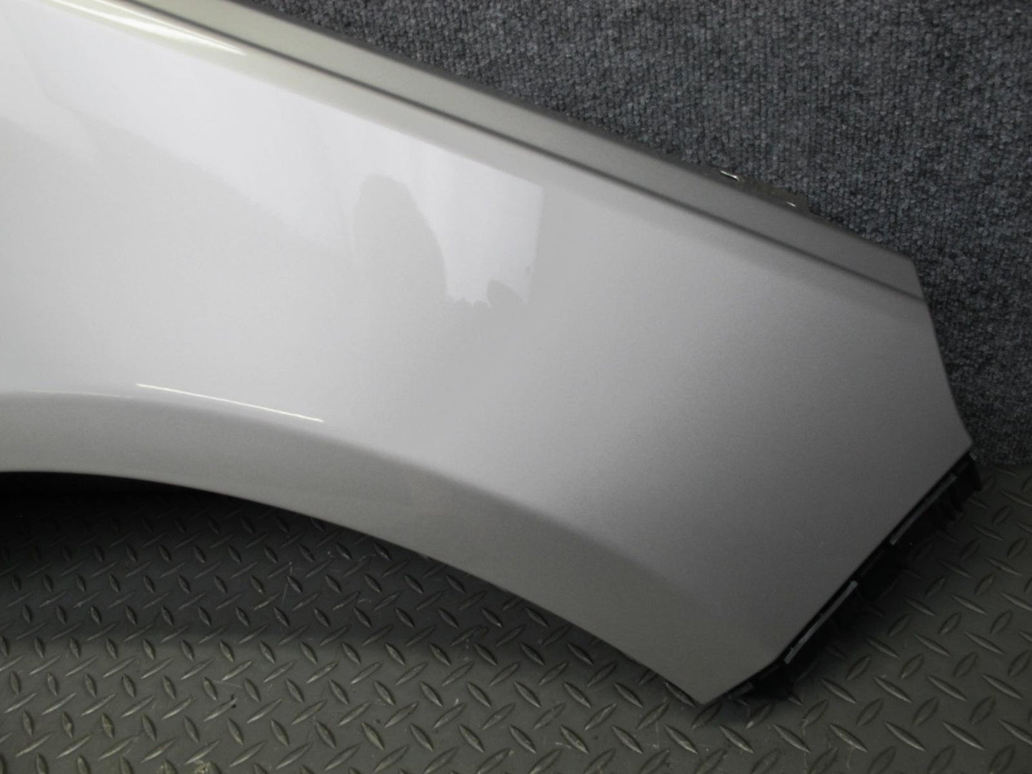 2014-2017 Land Range Rover L405 Front Right Fender Shell Panel