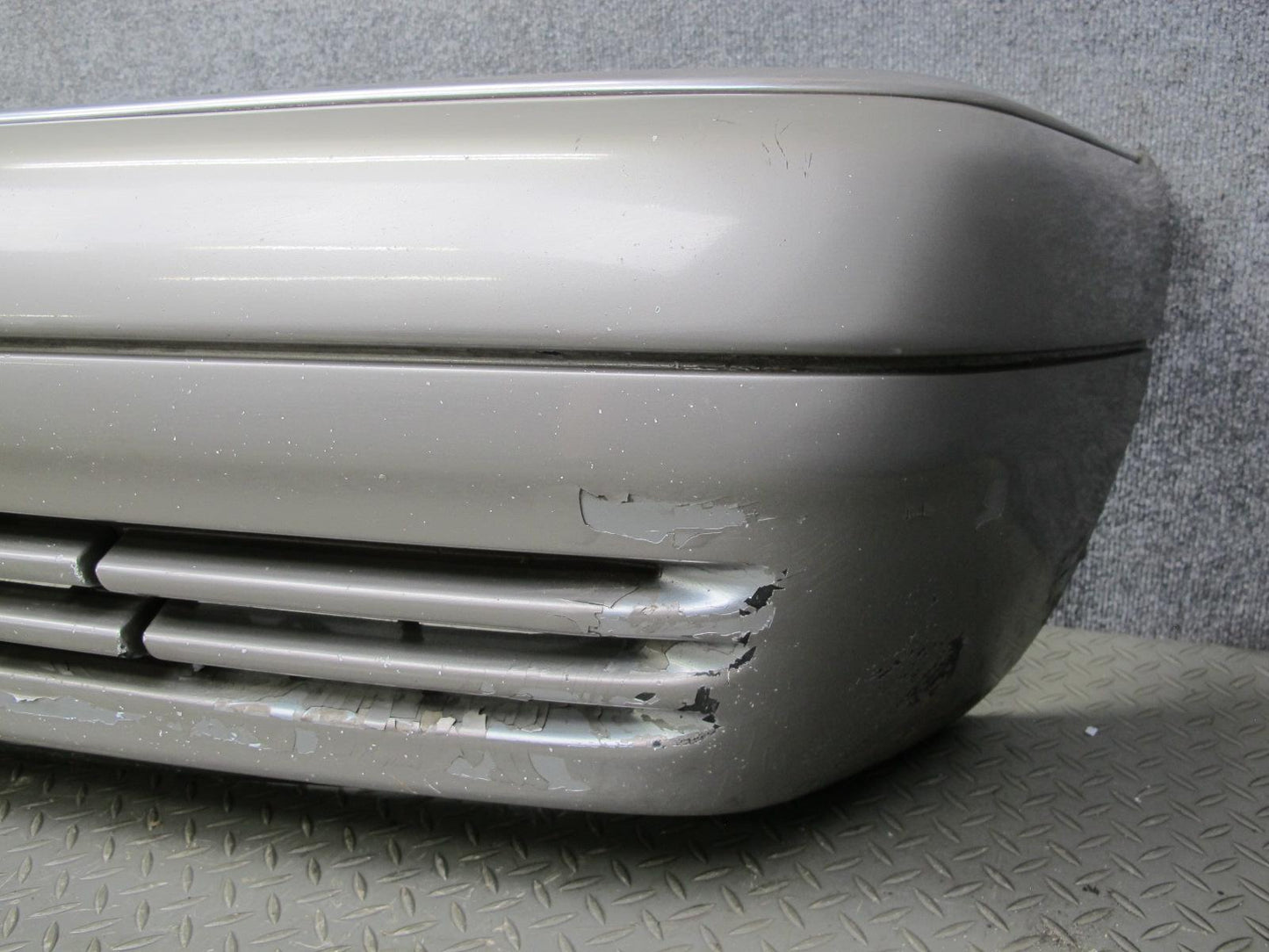 95-99 Mercedes W140 S-class Sedan Front Bumper Cover OEM