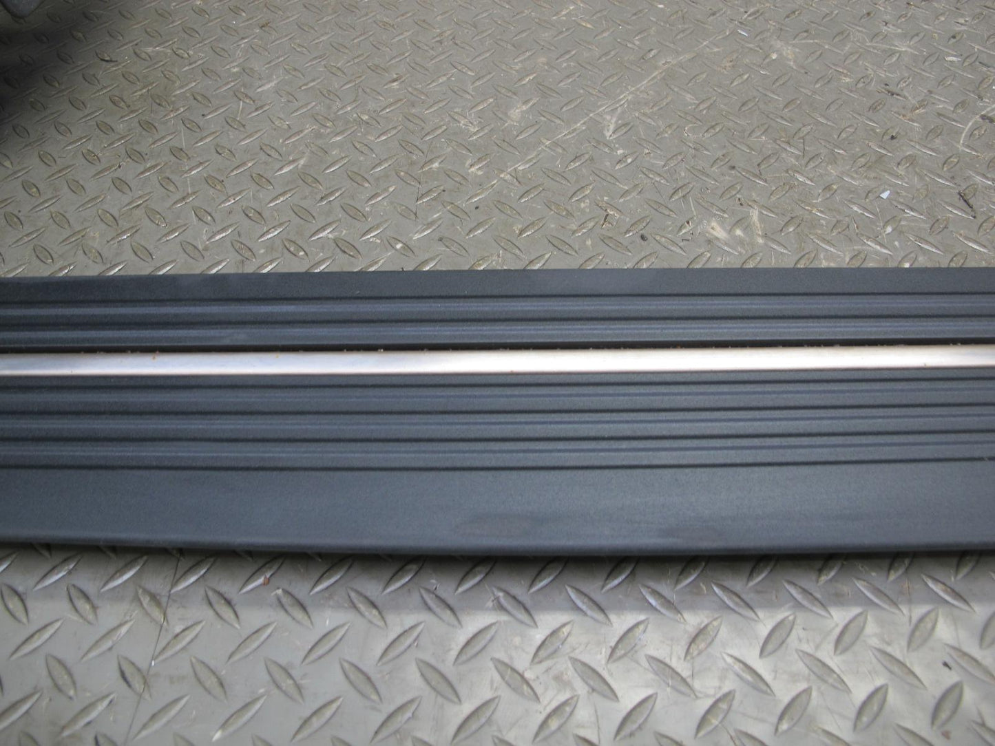 2013-2017 Land Range Rover L405 Right Door Step Running Board w Motor
