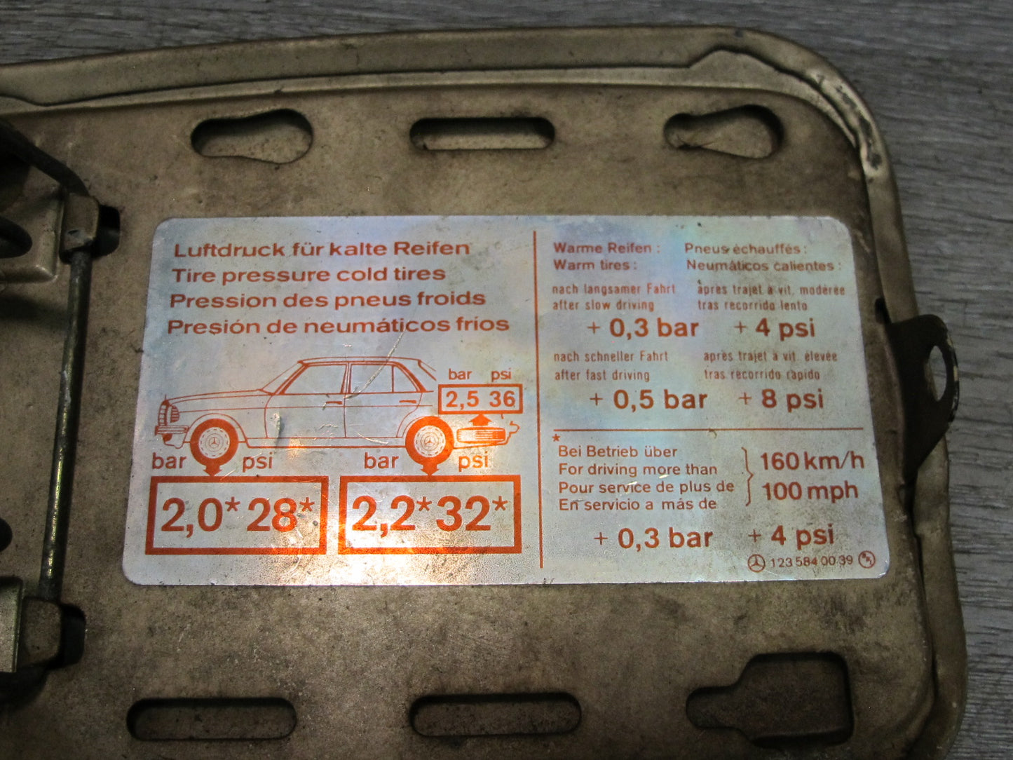 75-85 Mercedes W123 Fuel Tank Filler Door Lid Cover OEM