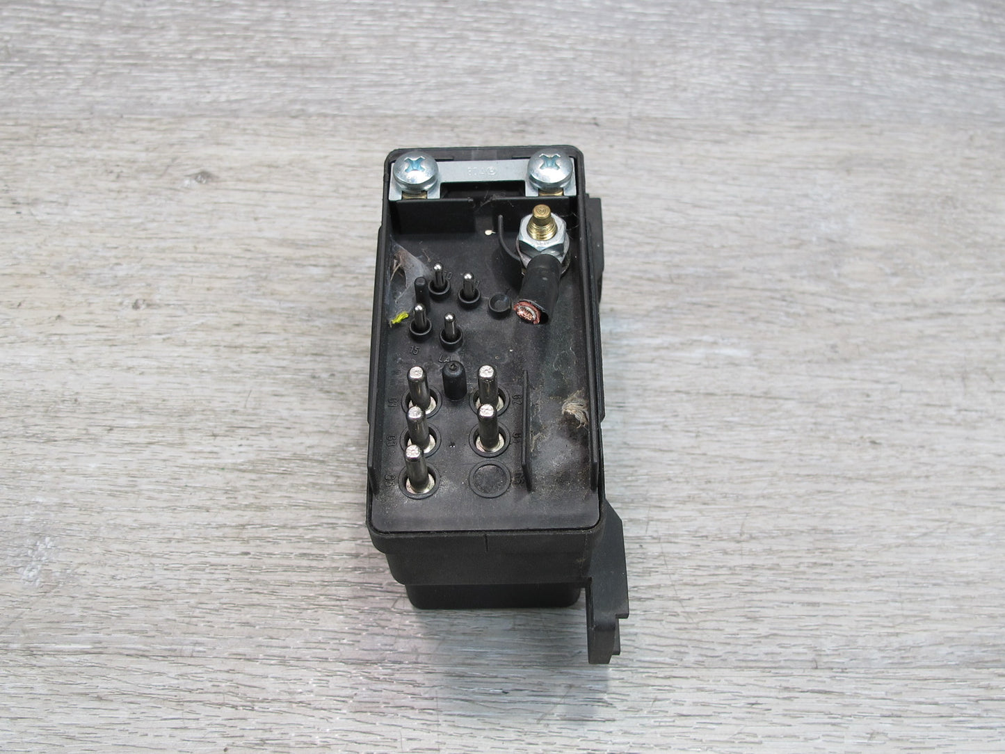 75-85 Mercedes W123 Glow Plug Relay Control Module OEM