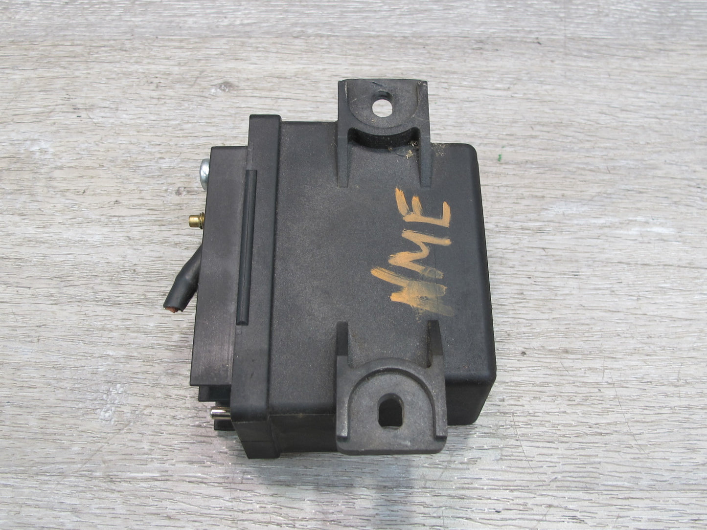 75-85 Mercedes W123 Glow Plug Relay Control Module OEM