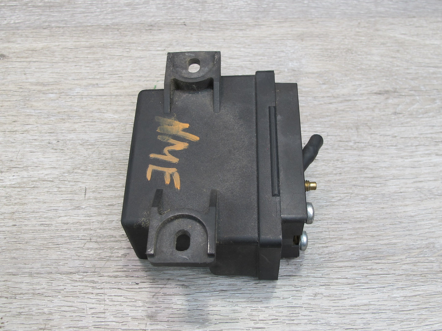 75-85 Mercedes W123 Glow Plug Relay Control Module OEM