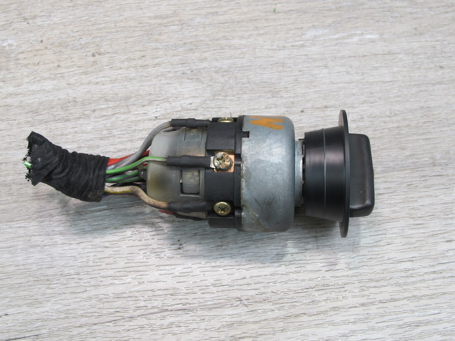 75-85 Mercedes W123 Headlight Lamp Knob Switch OEM