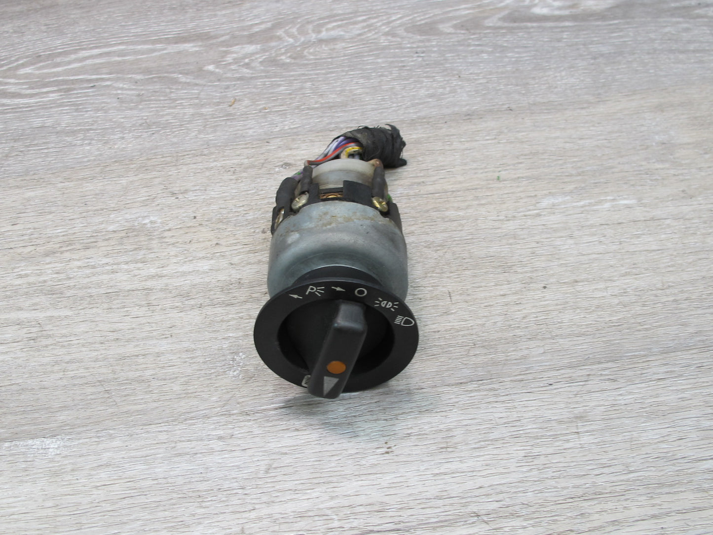 75-85 Mercedes W123 Headlight Lamp Knob Switch OEM