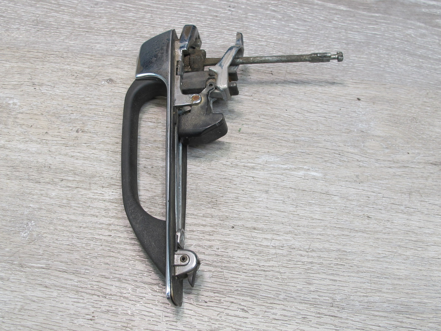 75-85 Mercedes W123 Front Left Door Exterior Handle OEM