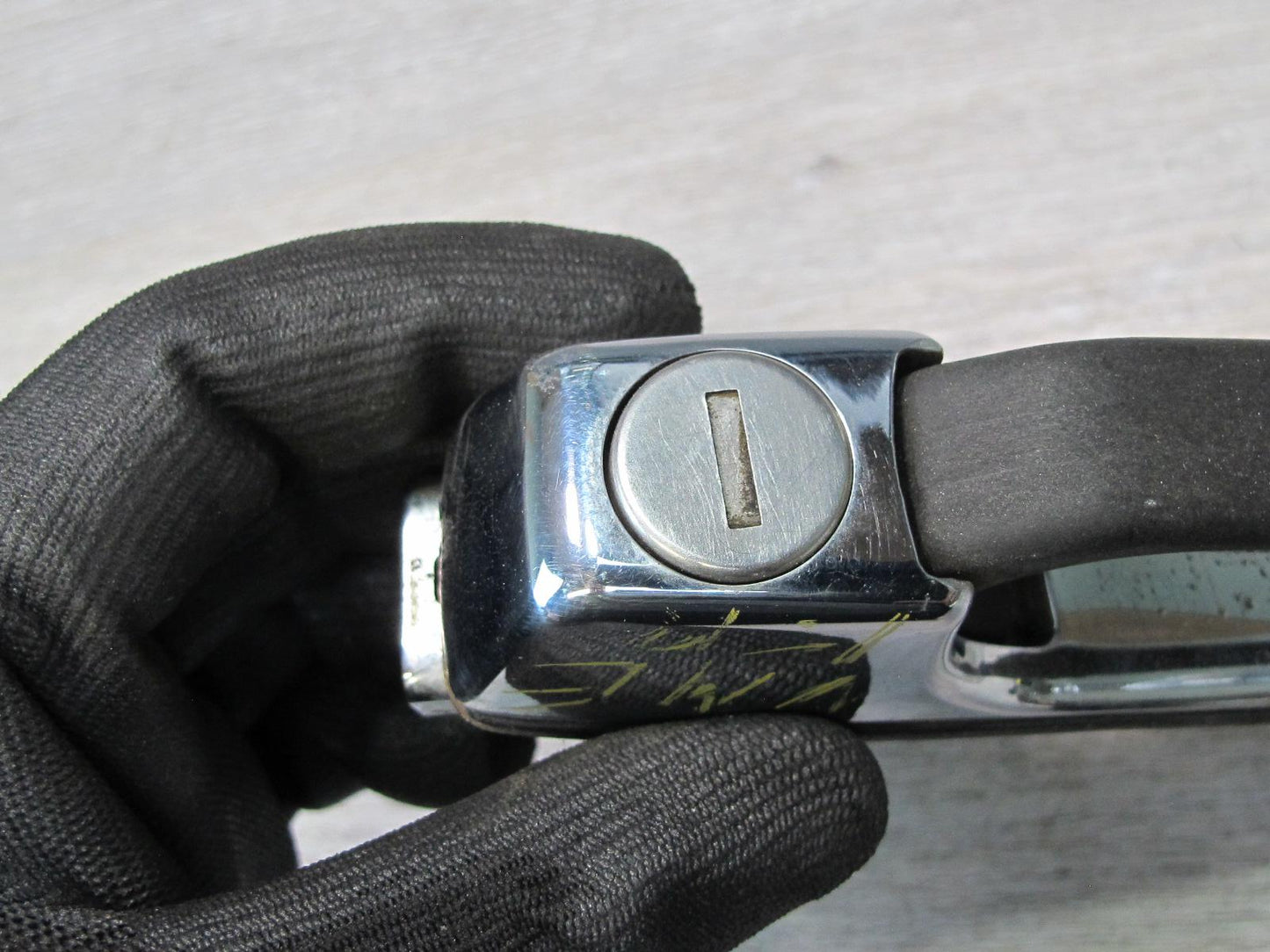 75-85 Mercedes W123 Front Left Door Exterior Handle OEM