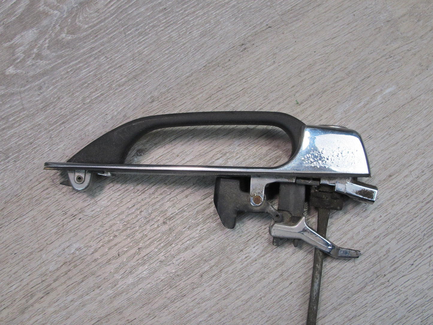 75-85 Mercedes W123 Front Left Door Exterior Handle OEM