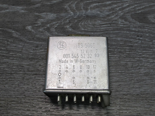 75-85 Mercedes W123 Seat Belt Warning Relay 0015455232 OEM