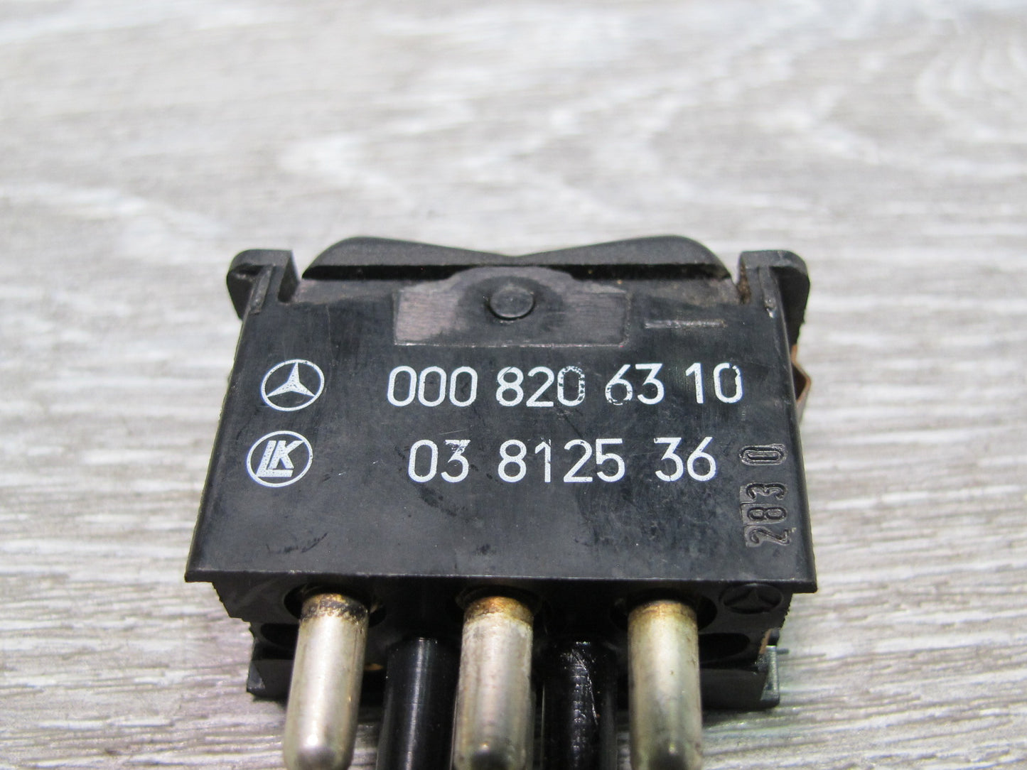 75-85 Mercedes W123 Sunroof Button Switch 0008206310 OEM