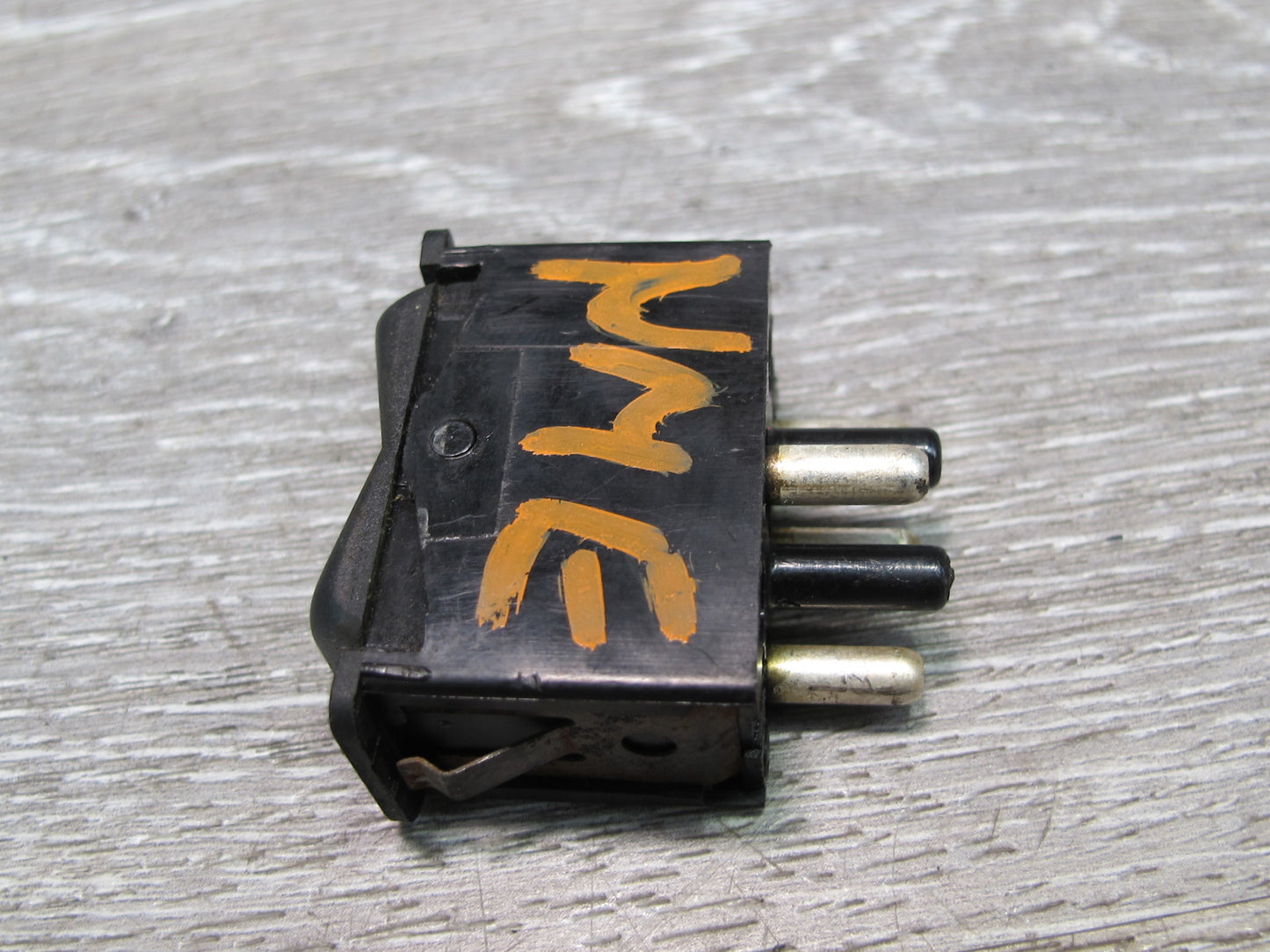 75-85 Mercedes W123 Sunroof Button Switch 0008206310 OEM