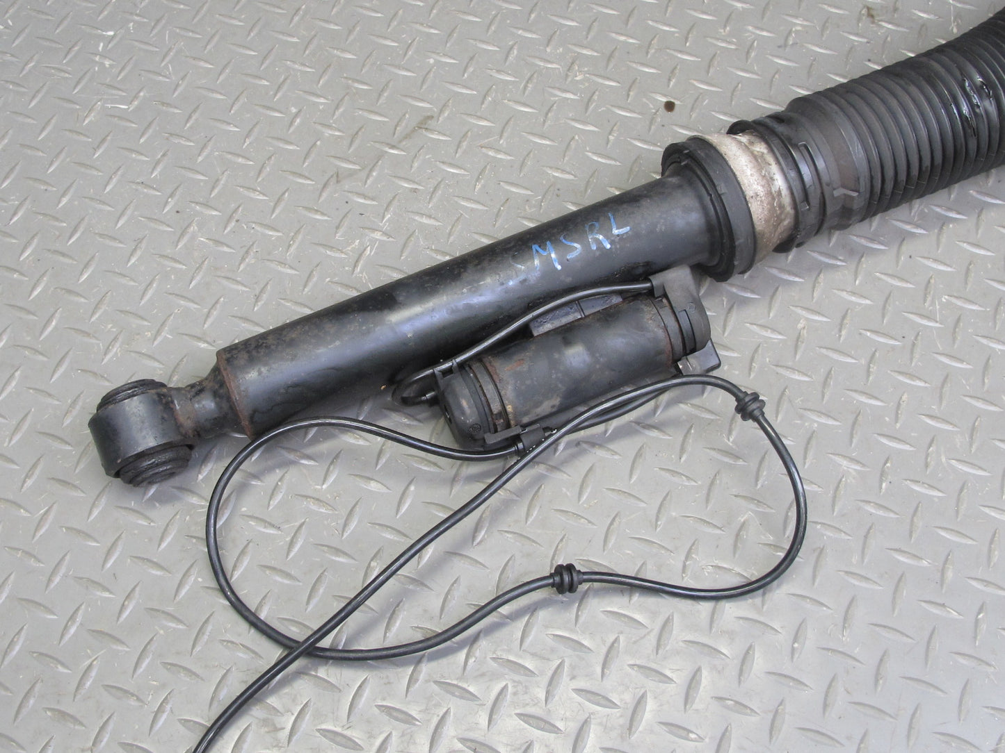 07-13 Mercedes W221 S-class AWD 4MATIC Rear Left Air Strut Shock Absorber