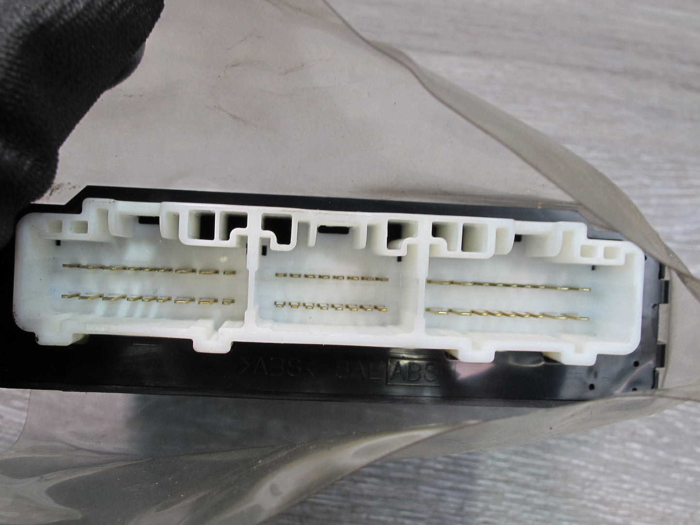 99-00 Lexus UCF20L LS400 Front Left Driver Door Control Module 89222-50140 OEM
