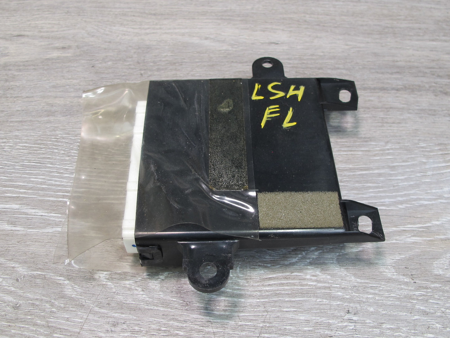 99-00 Lexus UCF20L LS400 Front Left Driver Door Control Module 89222-50140 OEM