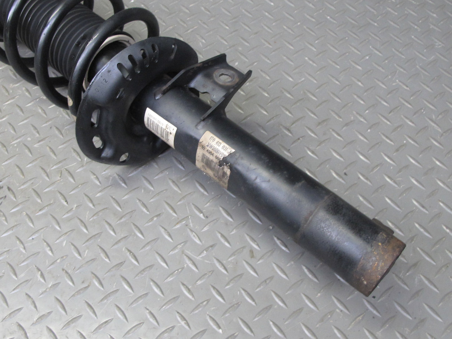 12-13 VW Golf R MK6 Front Left & Right Suspension Strut Shock Absorber Set OEM