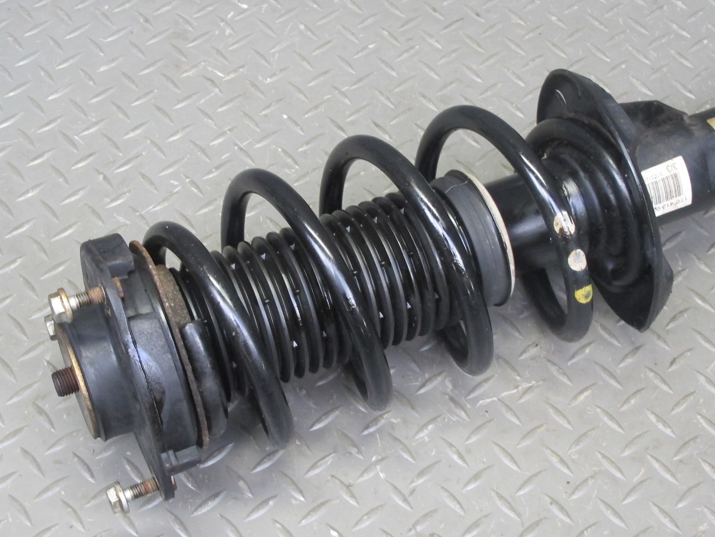 12-13 VW Golf R MK6 Front Left & Right Suspension Strut Shock Absorber Set OEM