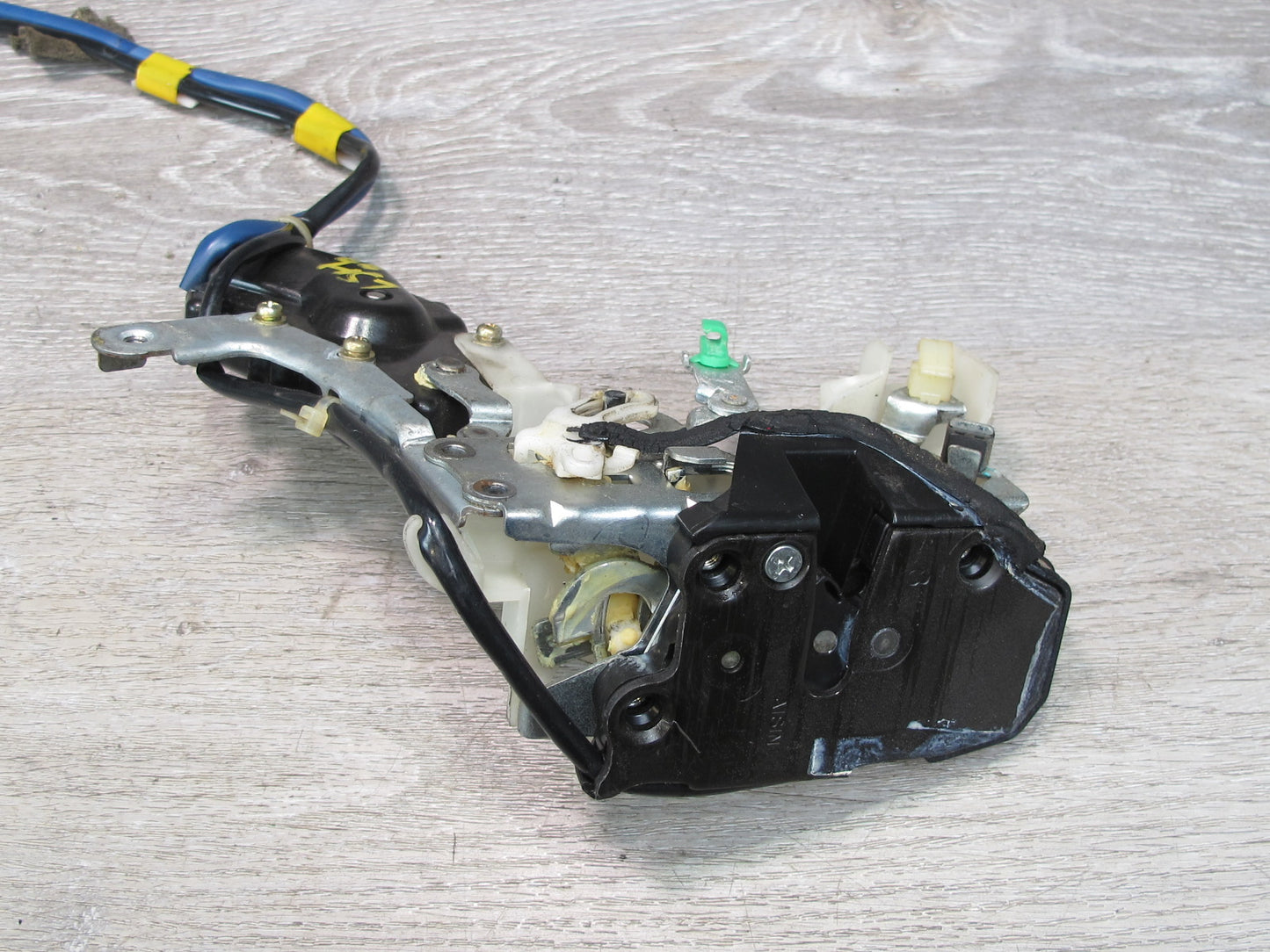 98-00 Lexus UCF20L LS400 Rear Right Passenger Side Door Lock Latch Actuator OEM