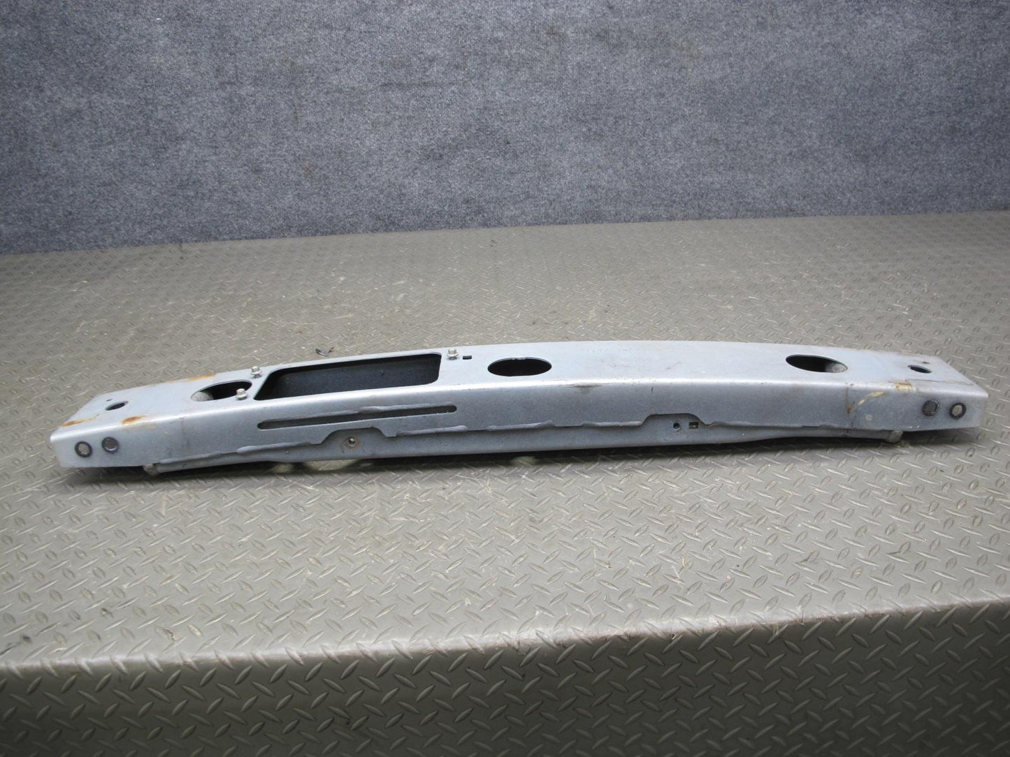 2013-2017 Land Range Rover L405 Front Bumper Impact Reinforcement Bar
