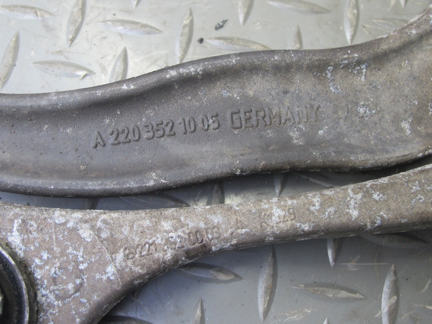 07-13 Mercedes W221 S-class Set of 5 Rear Right Upper & Lower Control Arm OEM