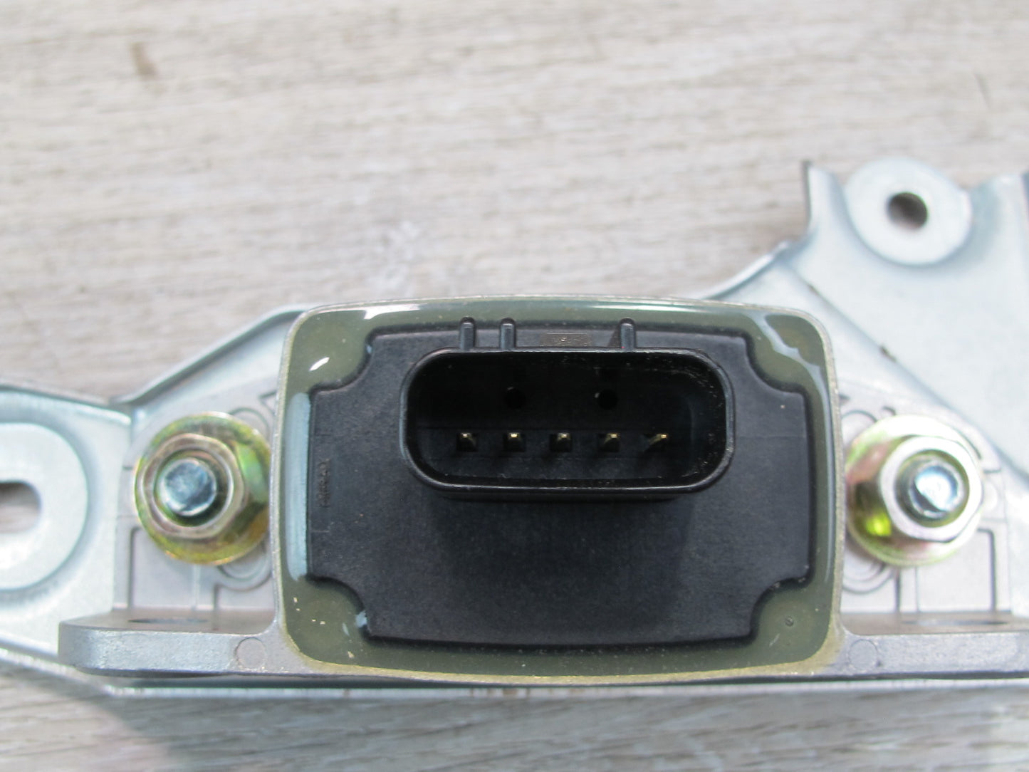 98-00 Lexus UCF20L LS400 YAW Turn Rate Sensor Module 89183-50010 OEM