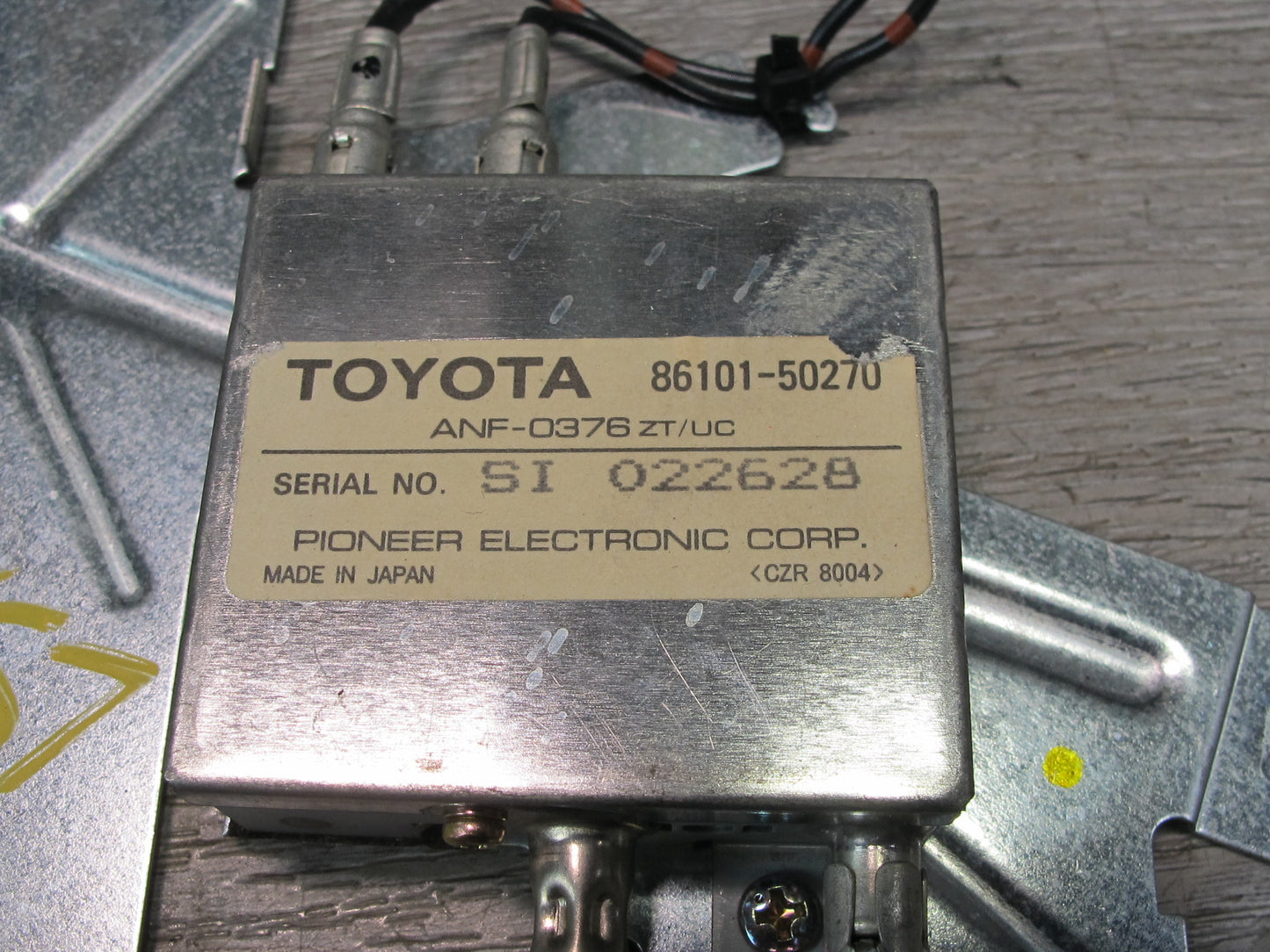 98-00 Lexus UCF20L LS400 Pioneer Antenna Cord w Mount Bracket 86101-50270 OEM